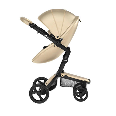 Carrinho de Bebê Mima Xari Champagne Com Estrutura & Assento Preto - Berço interior patenteado